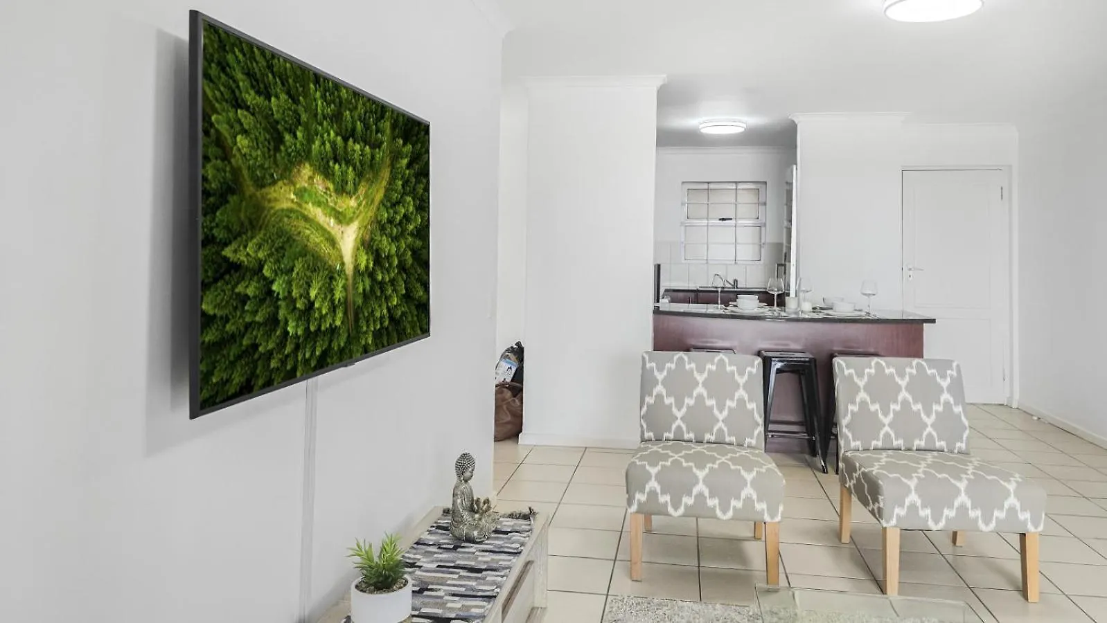 Homely 3 Bedroom Apartment In Villa Italia Century City Κέιπ Τάουν